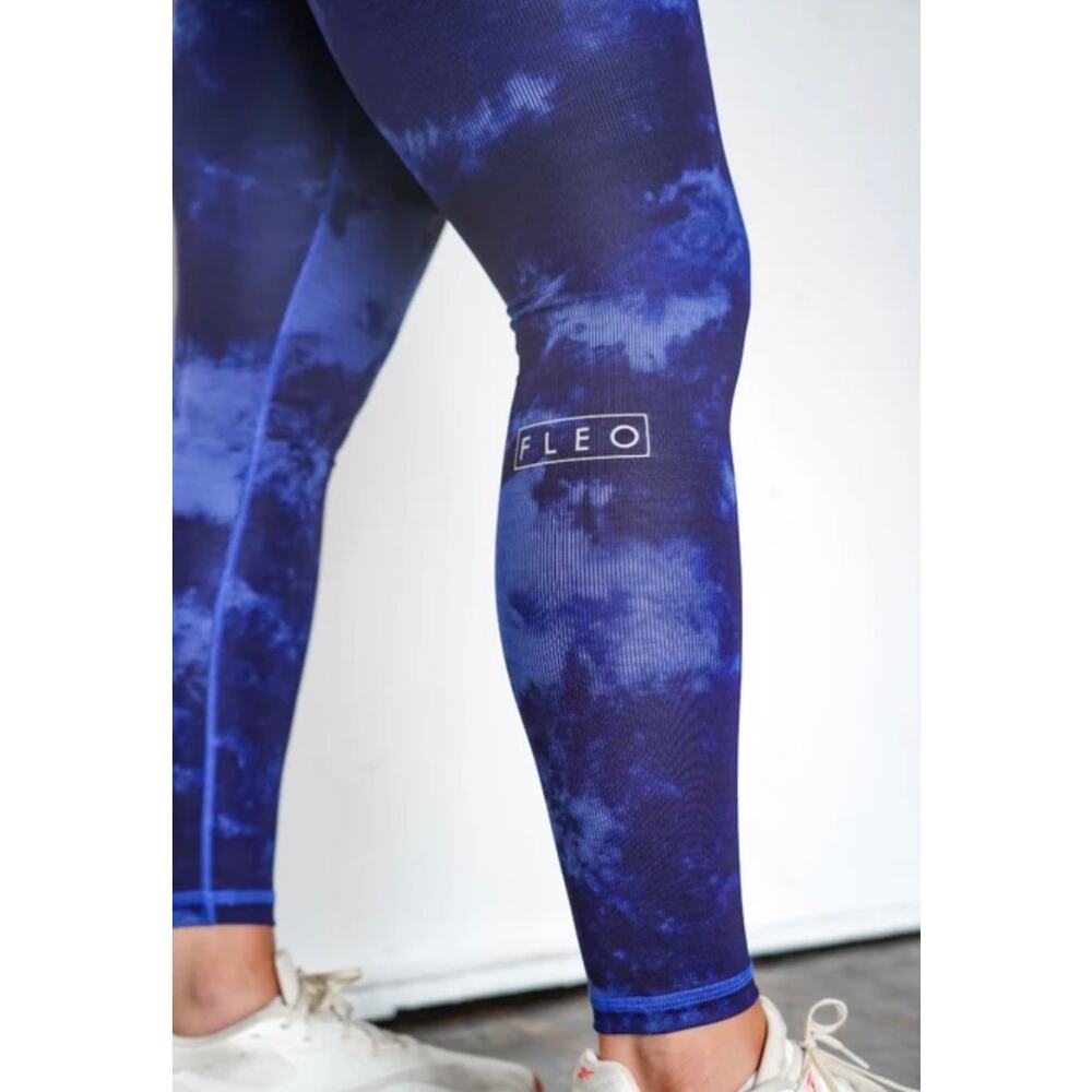 FLEO El Toro Blue Toe Dye Leggings - Rib Fabric-Size M